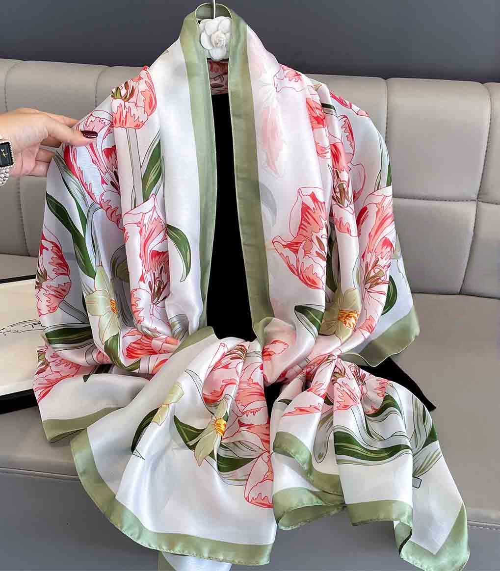 xyueanlo SR-070 Satin Royale Scarf - View 1